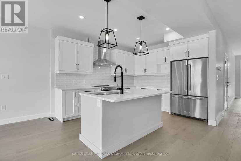 422 Old Wonderland Road — photo 10 of 34