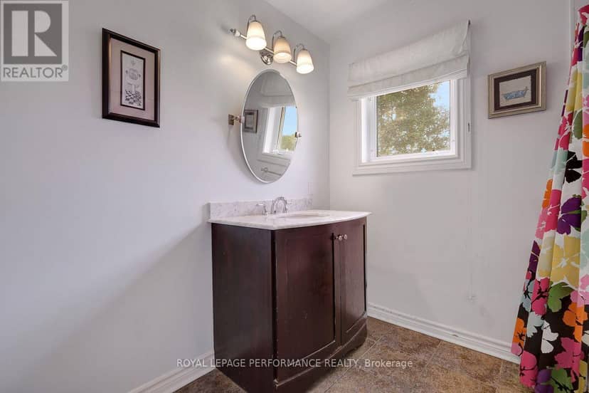 550 Wolffdale Crescent — photo 20 of 40