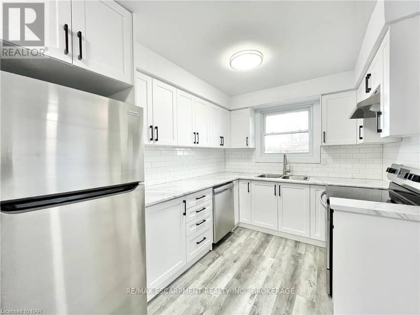 76 Marc Boulevard, Welland, photo 4