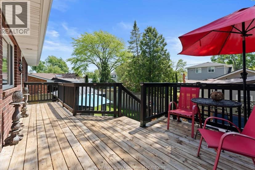270 Irwin AVENUE — photo 27 of 33