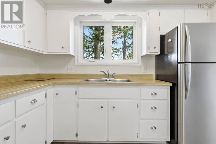 54 Wynn Castle Drive — photo 17 of 40
