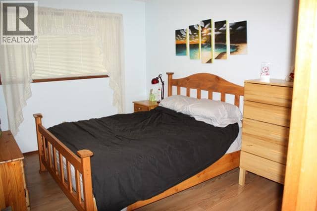 51 Lakeview Crescent — photo 10 of 22