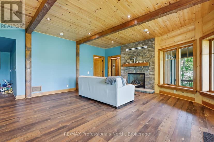 1666 Beaumont Drive — photo 29 of 40
