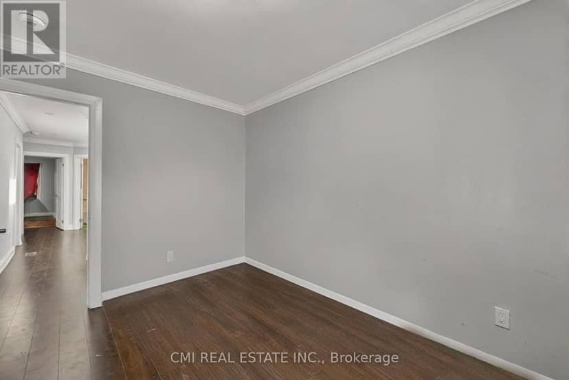 22 Jeavons Avenue — photo 10 of 32
