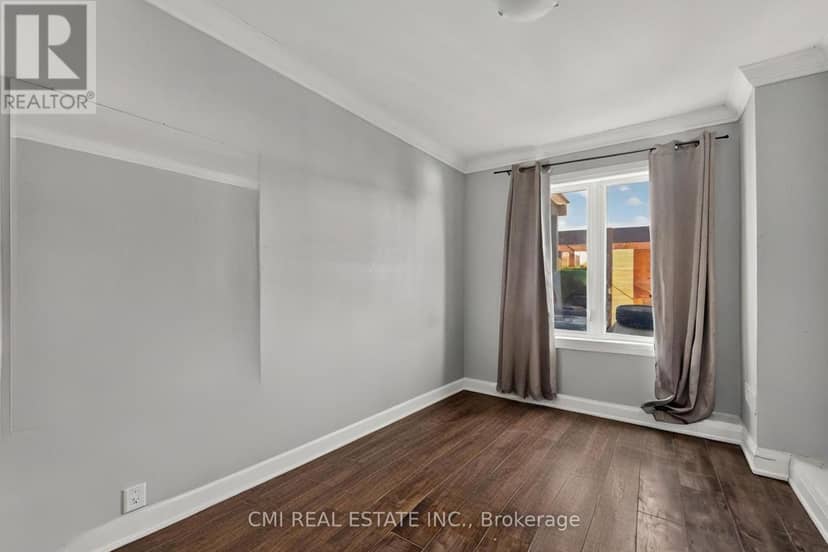 22 Jeavons Avenue — photo 16 of 32