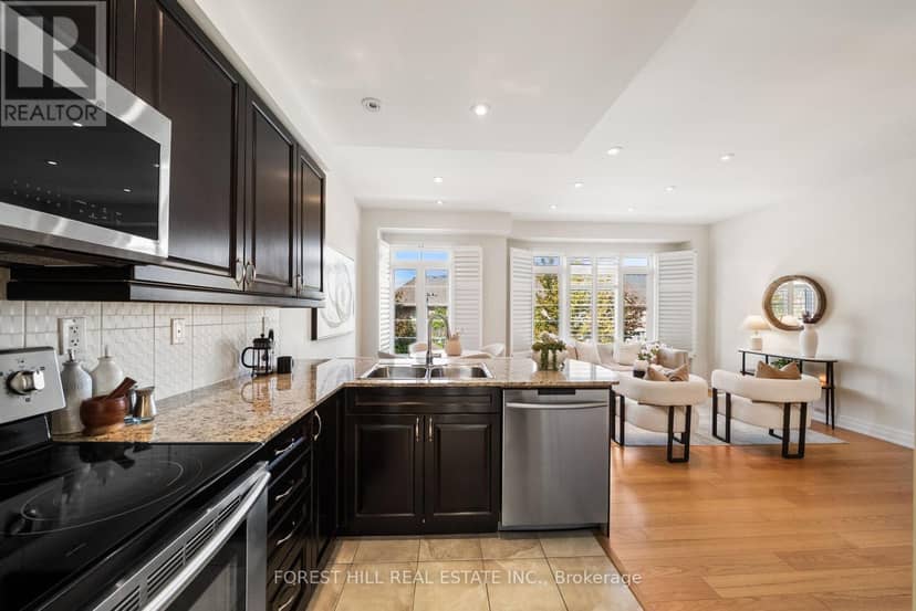 25 Beverley Glen Boulevard — photo 12 of 40
