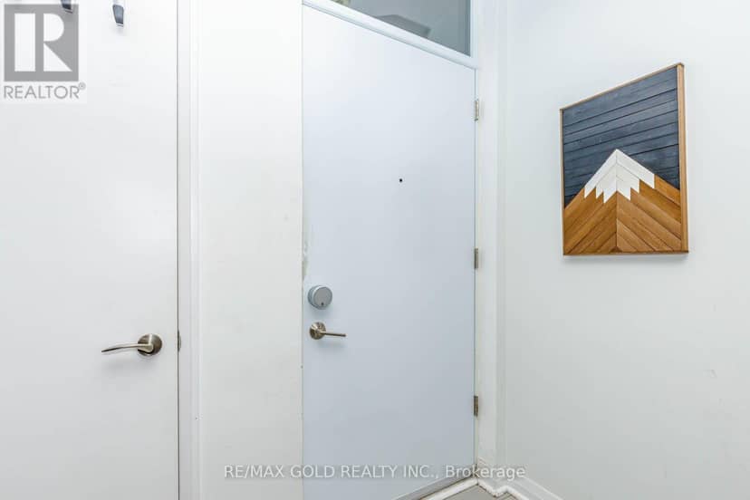 45 - 23 Valhalla Inn Road, Toronto, photo 6