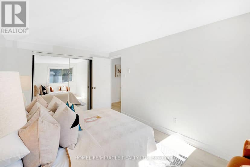 10 Habitat Square — photo 17 of 32