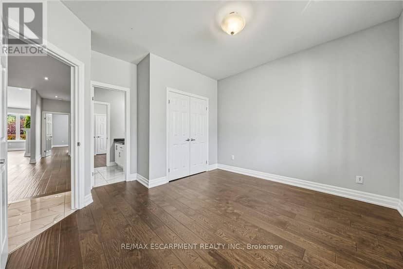 602 Cochrane Road, Hamilton, photo 8