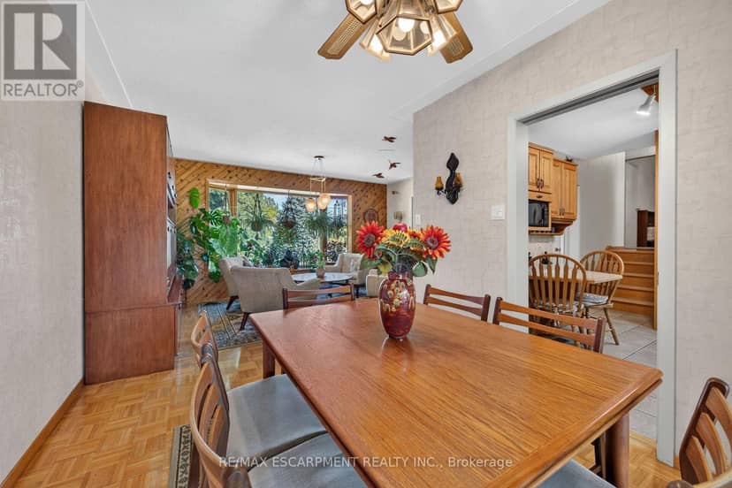 994 Barton Street — photo 13 of 40