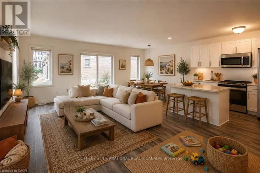 67N - 102 Bur Oak Common — photo 2 of 9