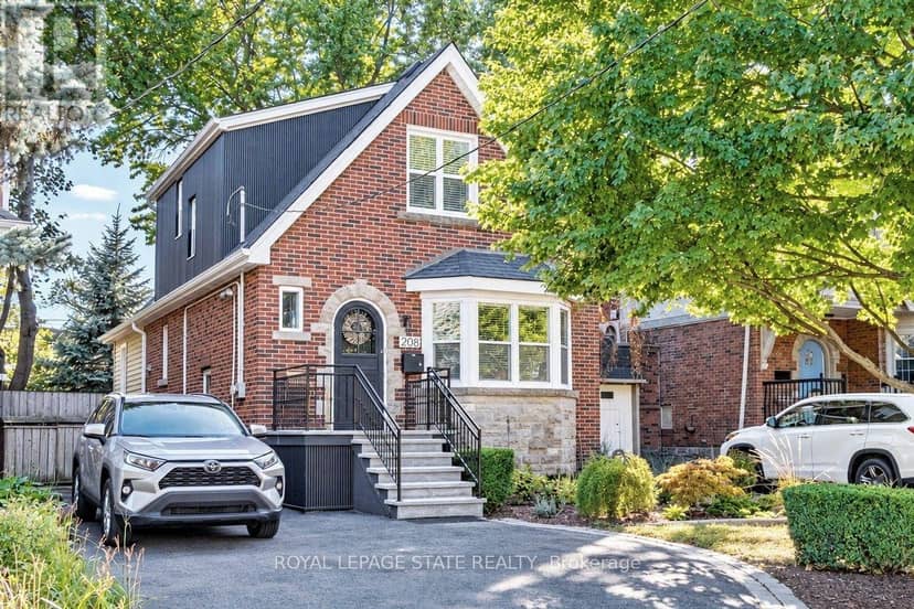 208 Cline Avenue N, Hamilton
