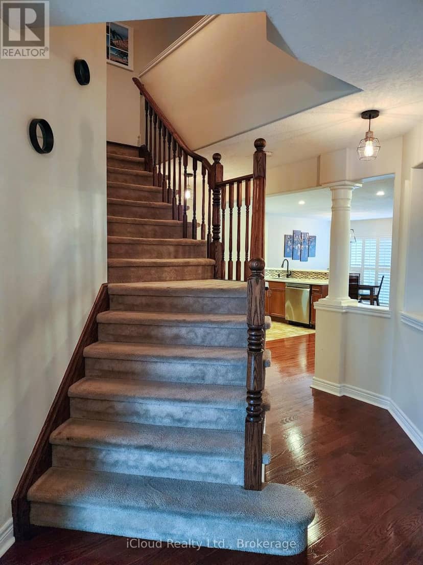 55 Magnificent Way — photo 9 of 26