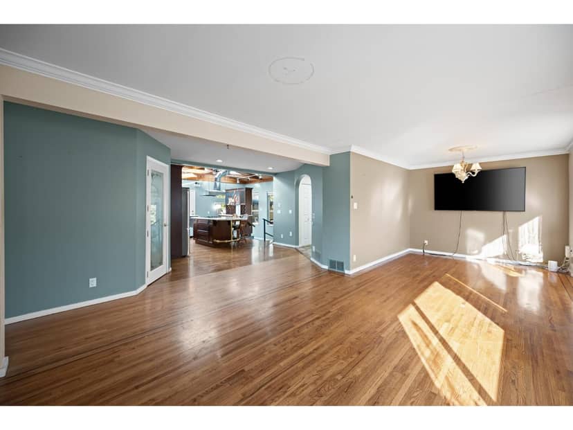 22237 64 AVENUE, Langley, photo 2