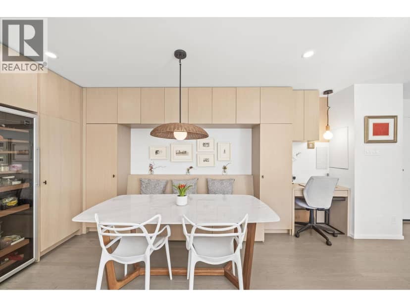 817 1445 Marpole Avenue, Vancouver, photo 7