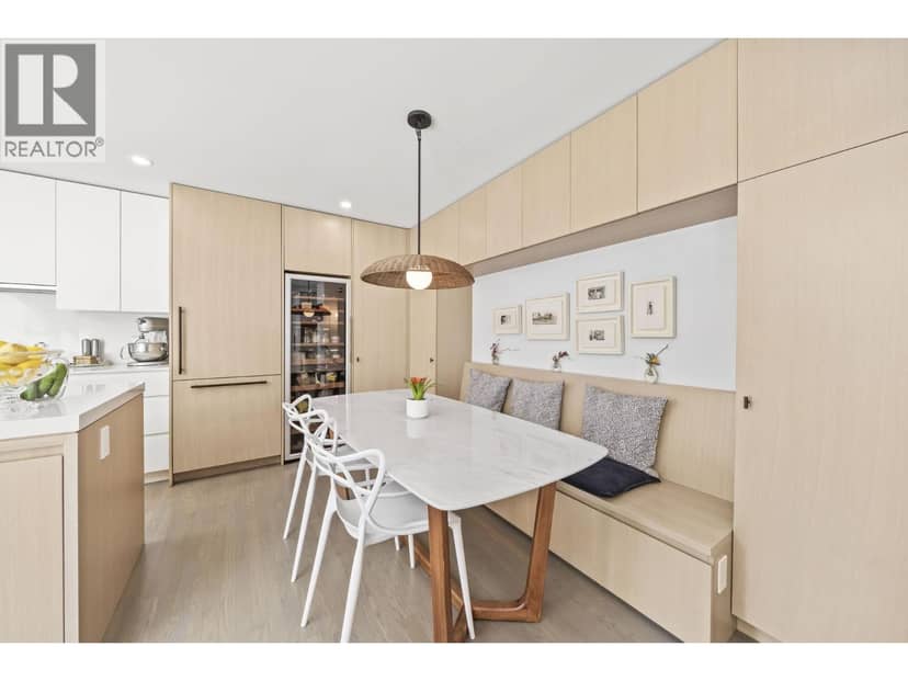 817 1445 Marpole Avenue, Vancouver, photo 8