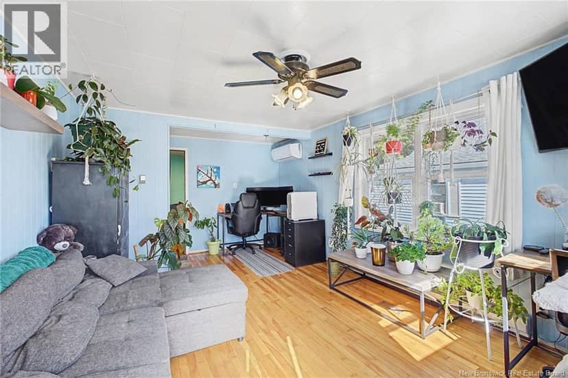 74 Chestnut Street — photo 11 of 40