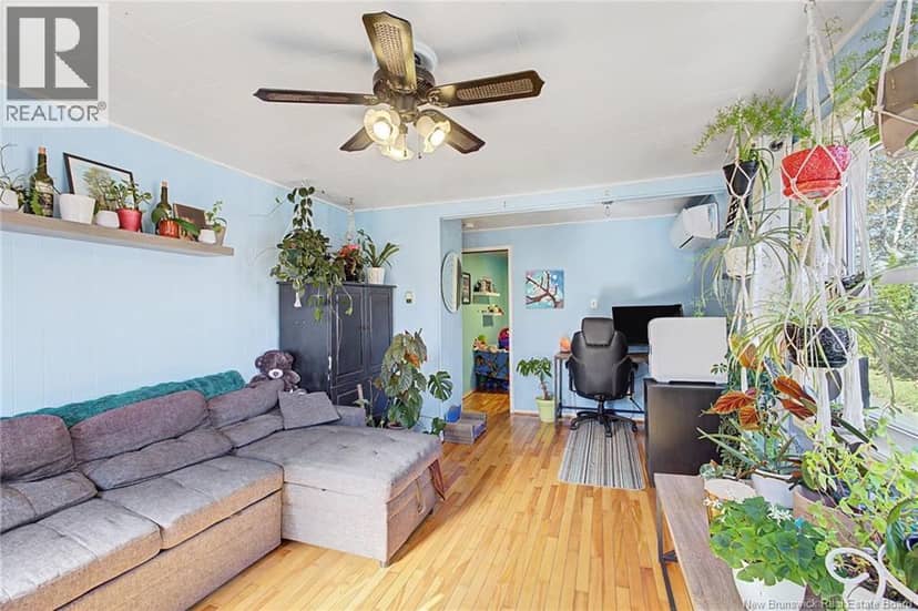 74 Chestnut Street — photo 12 of 40
