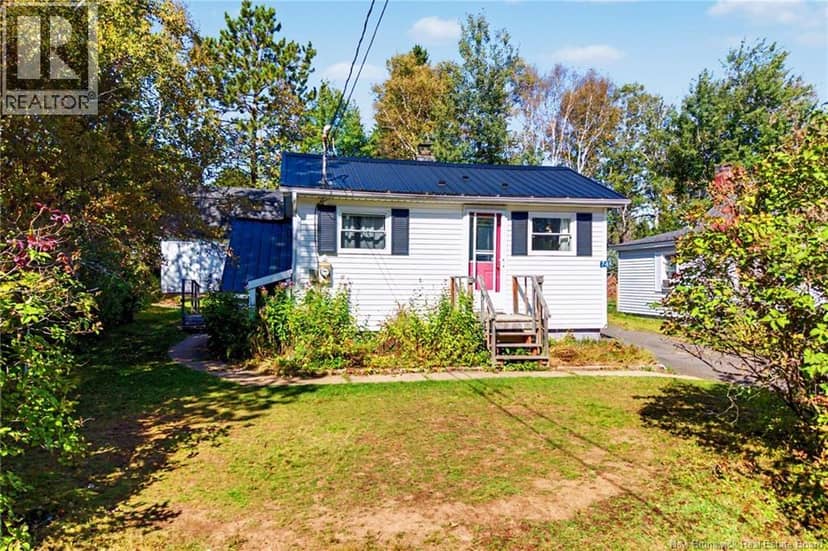 74 Chestnut Street, Minto, photo 2