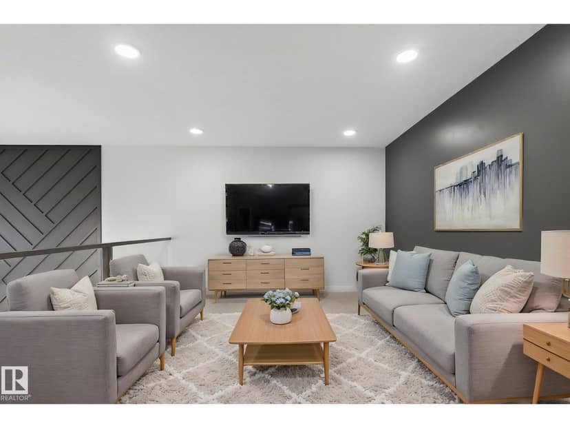 20 Hazelwood Ln — photo 22 of 40