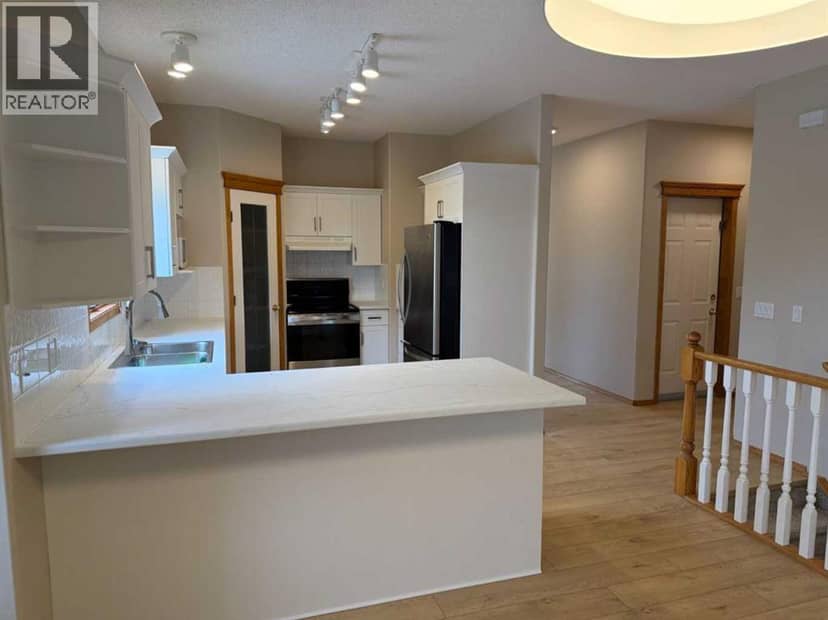 8 Scimitar Rise NW, Calgary, photo 8