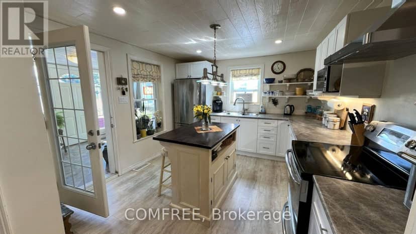 610 East Street W, Edwardsburgh/Cardinal, photo 7