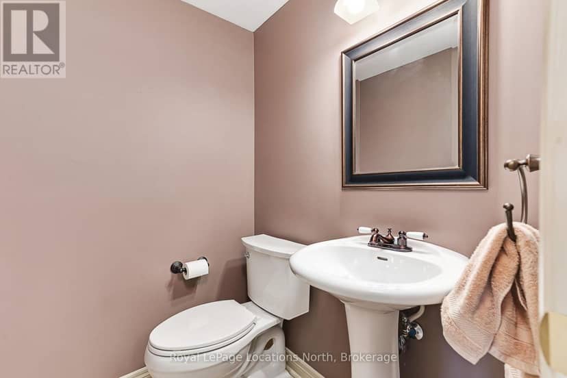 27 - 13 Raglan Street — photo 9 of 20