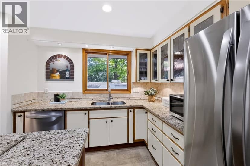 80 GLENDA JANE Drive — photo 16 of 40