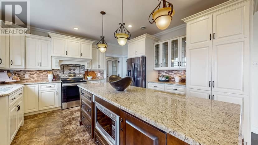 115 Ridgewood Drive — photo 13 of 40