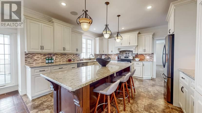 115 Ridgewood Drive — photo 9 of 40