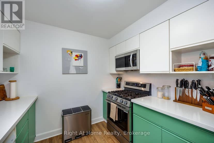 10 Newing Court — photo 12 of 32