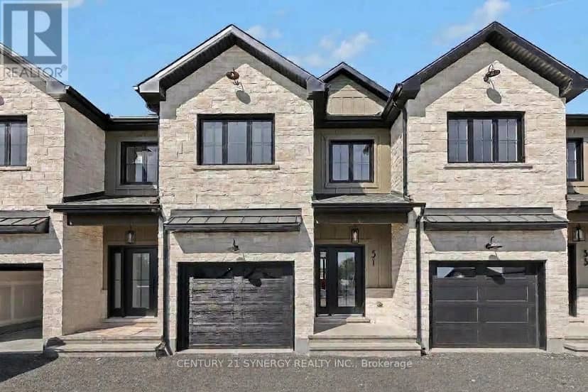 31 Helen Street — photo 1 of 24