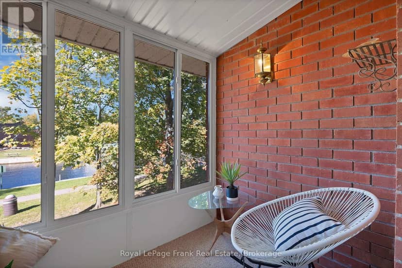 301 - 1 Sherwood Street — photo 24 of 40