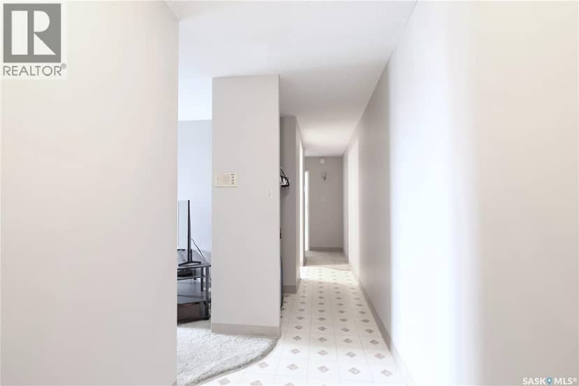 24 31 Centennial STREET, Regina, photo 2