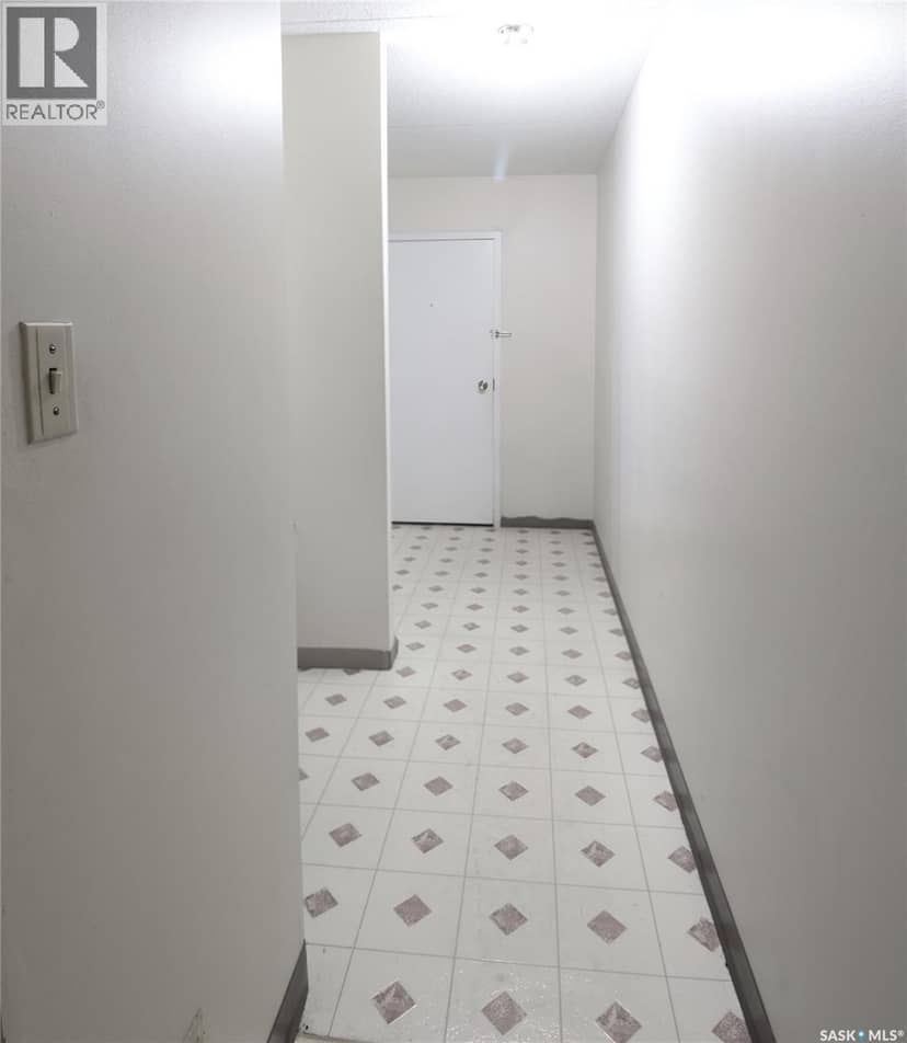 13 51 Centennial STREET, Regina, photo 2