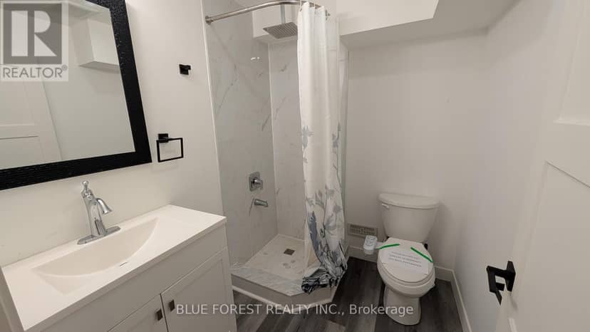 3319 Regiment Road — photo 18 of 38