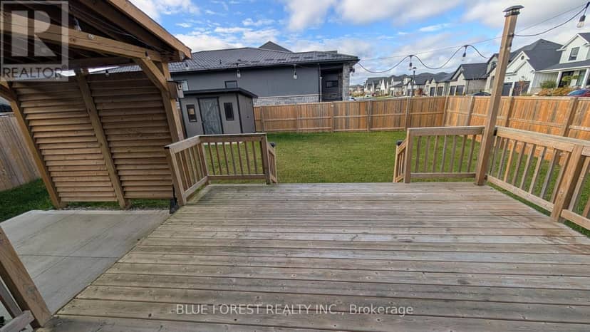 3319 Regiment Road — photo 33 of 38