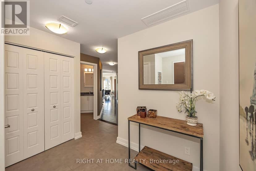 203 - 330 Titan Private, Ottawa, photo 8
