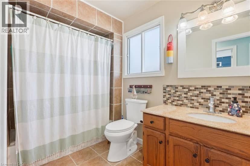 34 GRANTHAM Avenue S — photo 33 of 40