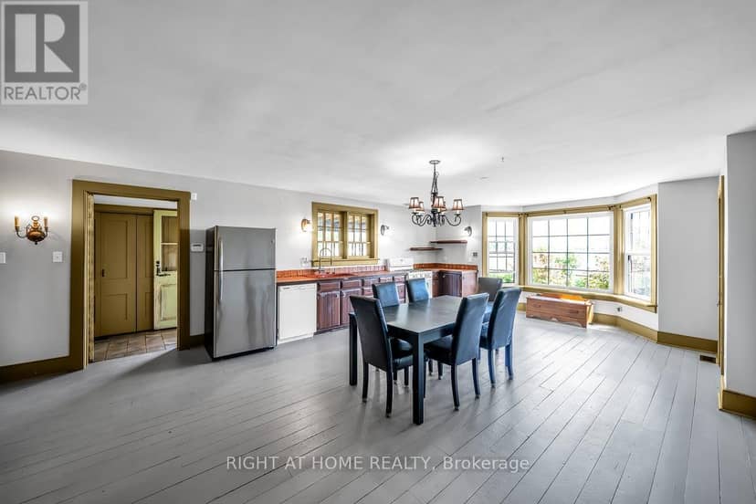 1320 King Street — photo 16 of 40