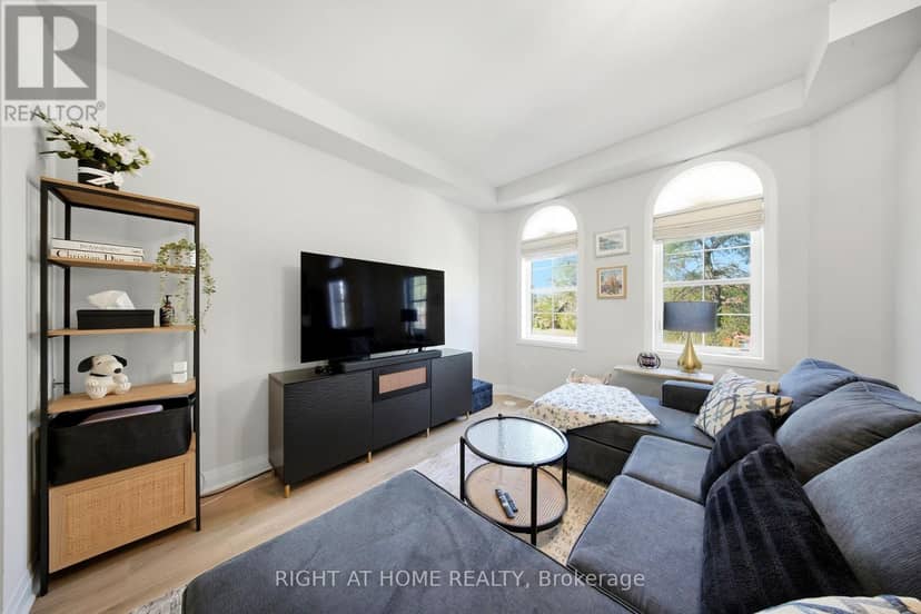 9809 Keele Street — photo 16 of 35