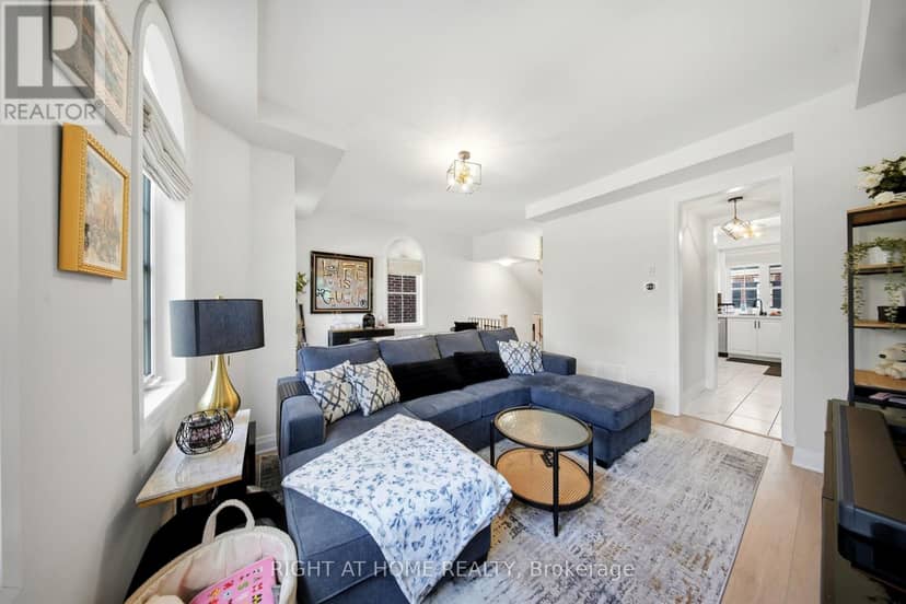9809 Keele Street — photo 18 of 35