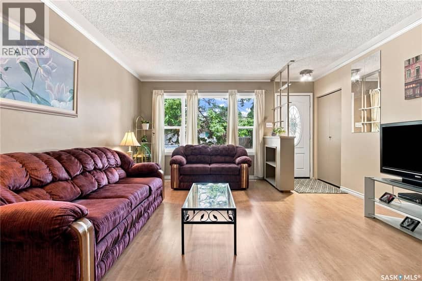 448 Robinson Street, Regina, photo 6