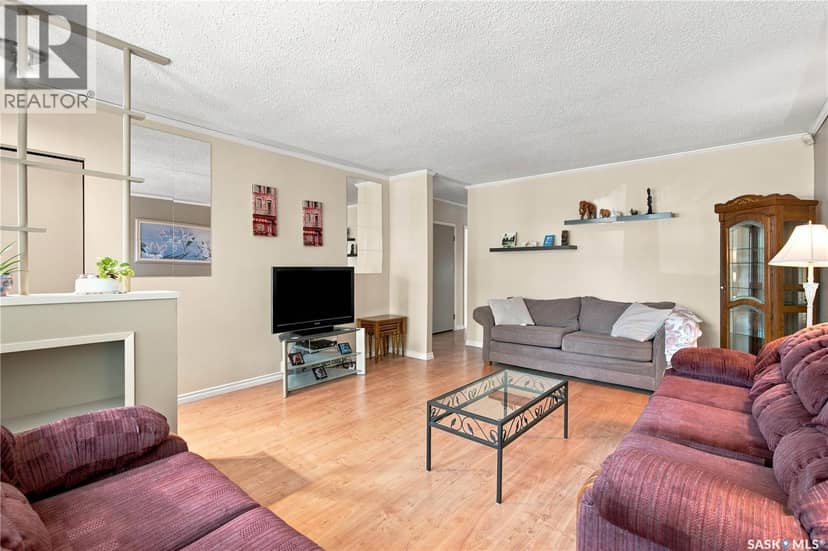 448 Robinson Street, Regina, photo 8