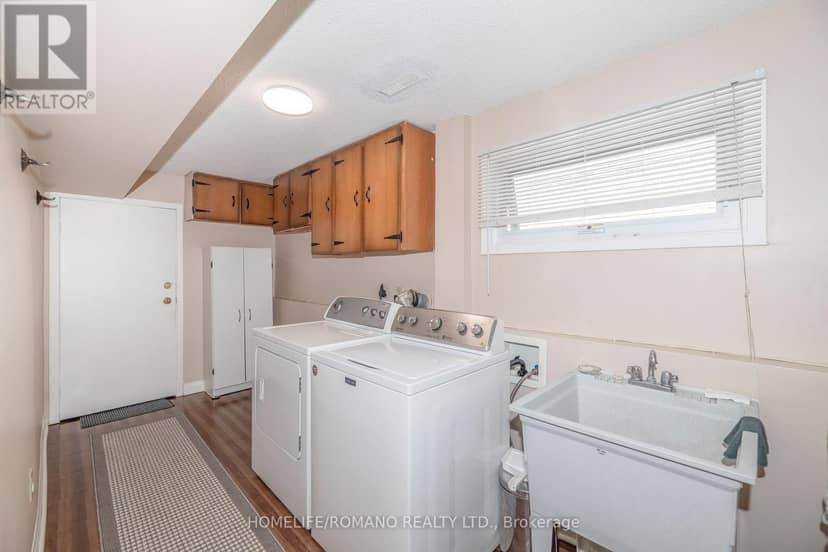 915 Lovingston Crescent — photo 23 of 29