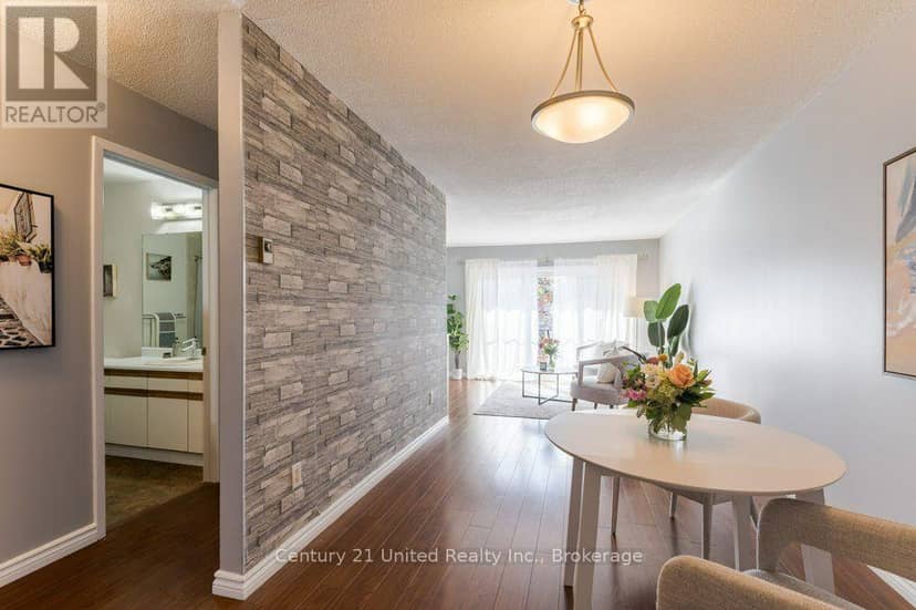 302 - 136 Ware Street — photo 13 of 27