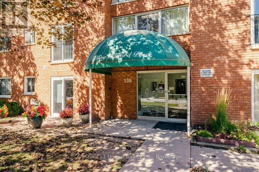 302 - 136 Ware Street — photo 1 of 27