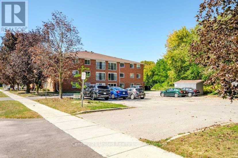 302 - 136 Ware Street — photo 23 of 27
