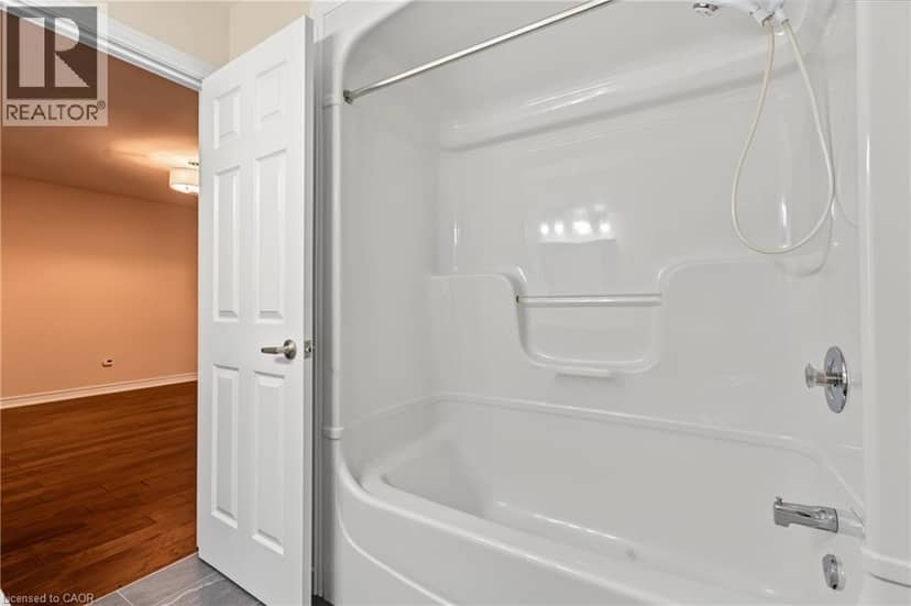 173 WILSON Street W Unit# 4 — photo 21 of 36