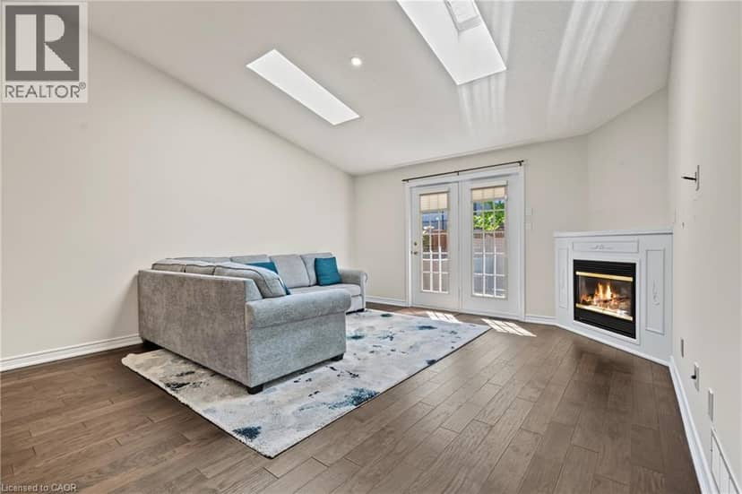173 WILSON Street W Unit# 4 — photo 9 of 36
